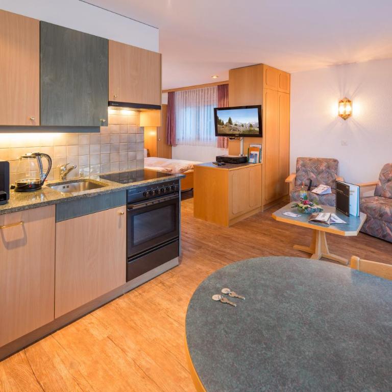 Helvetia Apartments - Studio - 2