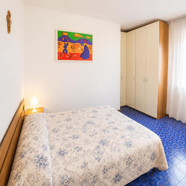 Condominio Commerciale - Appartamento con Vista Mare - 6