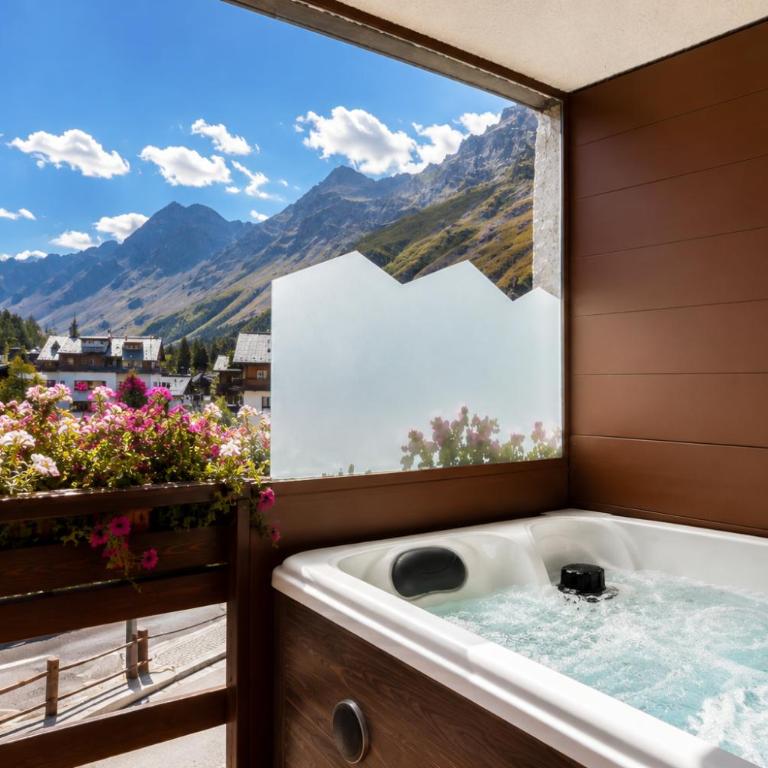 Cervinia Ski Apartment François - Private Hot Tub & Mountain View - Appartamento - 10