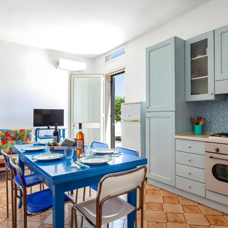 Casa Spiaggiabella - Coastal Home Near The Sea - Happy Rentals - Villa con Vista Giardino - 12