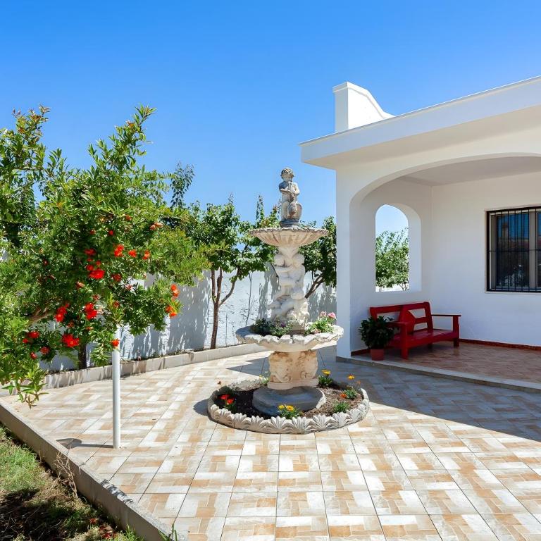 Casa Spiaggiabella - Coastal Home Near The Sea - Happy Rentals - Villa con Vista Giardino - 10