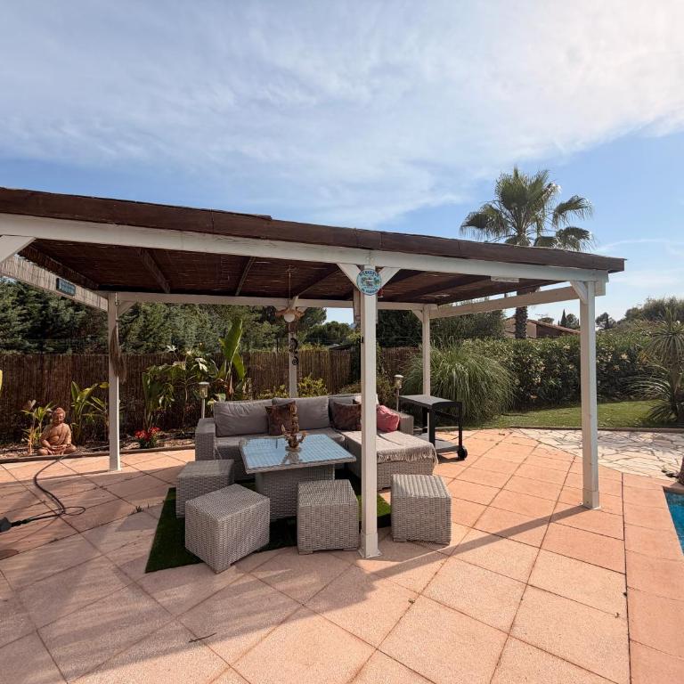 Le Cocon du Rocher - Estudio con vistas a la piscina - 10