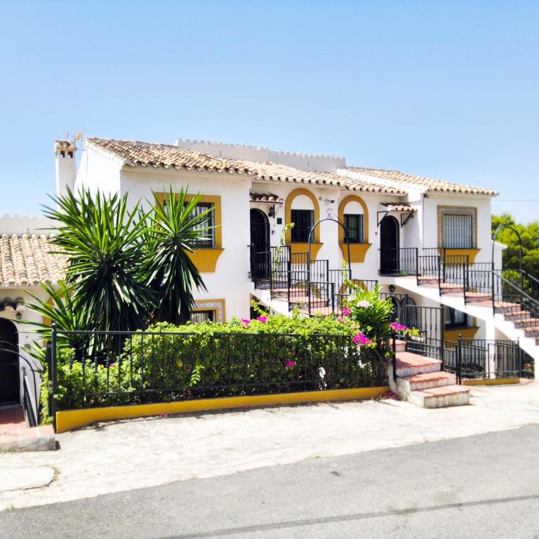 AA Guest - The Horse Sea Views with Swimming Pool - Two-Bedroom Apartment - 28