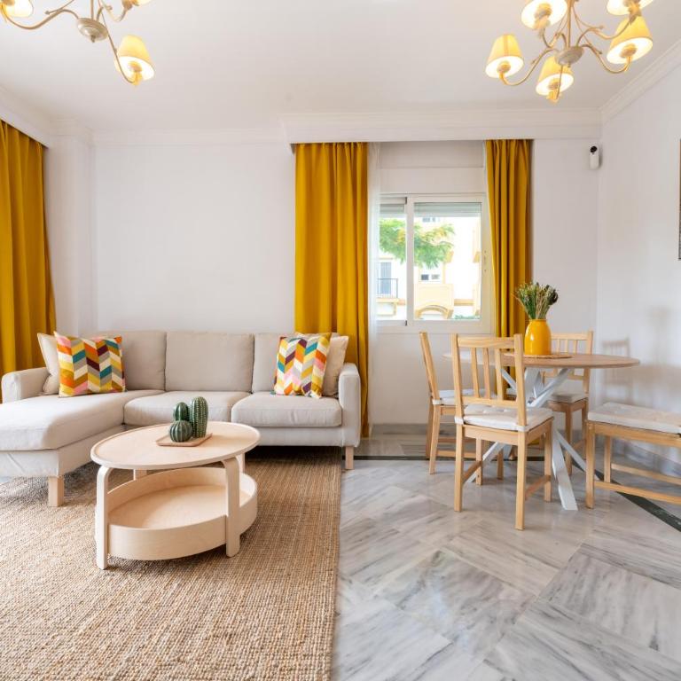 Charming 3BR Puerto Banús Marbella - Appartamento con 3 Camere da Letto - 21