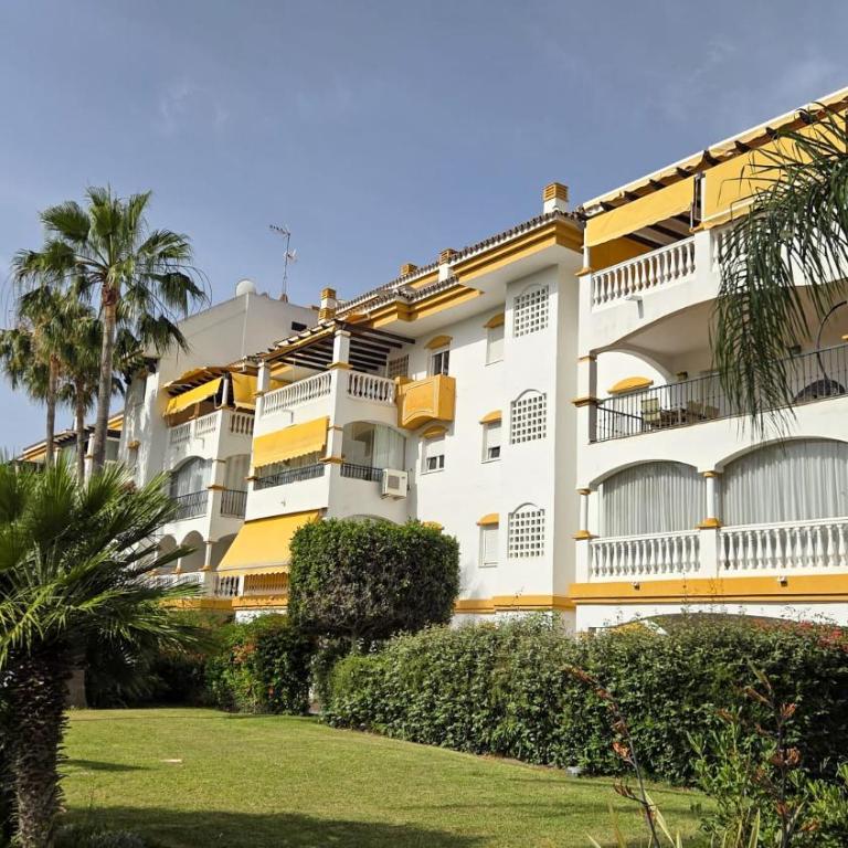 Charming 3BR Puerto Banús Marbella - Appartamento con 3 Camere da Letto - 30