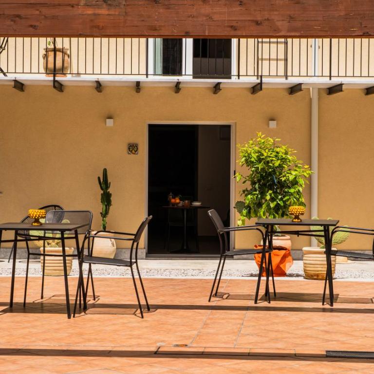 Mura garden & suites Tancredi-Rosalia - Deluxe Apartment mit 1 Schlafzimmer und Gartenblick - 3