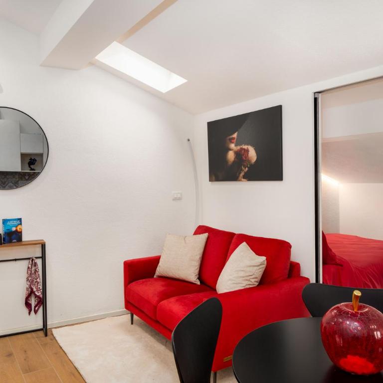 GuestHost - Comfy Studio in Modena Center - Monolocale - 8