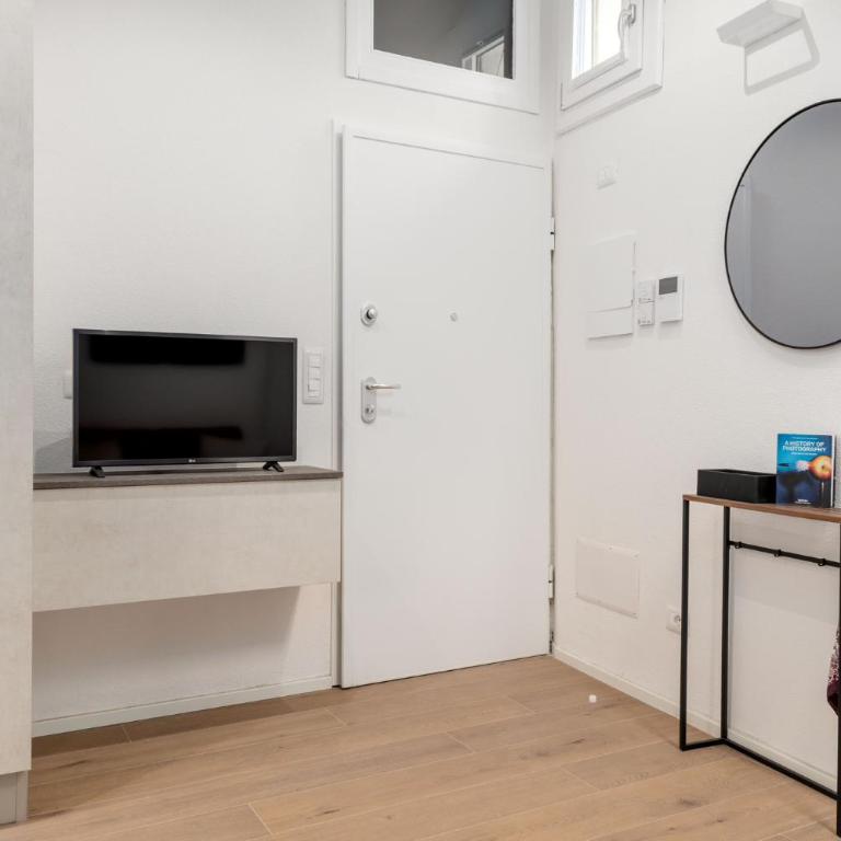 GuestHost - Comfy Studio in Modena Center - Monolocale - 7