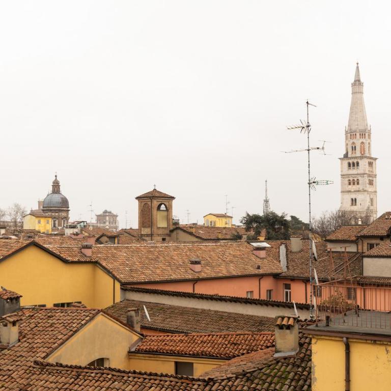 GuestHost - Comfy Studio in Modena Center - Monolocale - 5