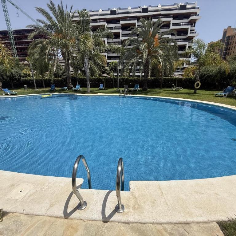 Apartamento premium con piscina, gimnasio y parking by Turihome - Appartement - 23