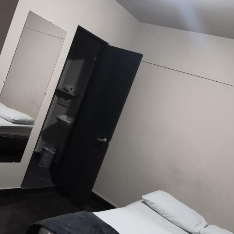 Hotel Aura Nutibara - Double Room - 2