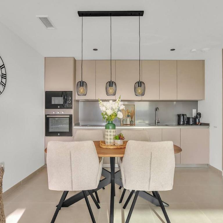 Oceana Gardens Apartment - Two-Bedroom Apartment - 4
