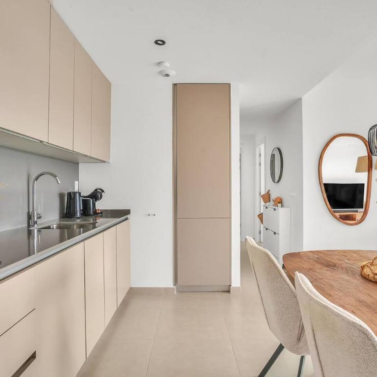 Oceana Gardens Apartment - Two-Bedroom Apartment - 6