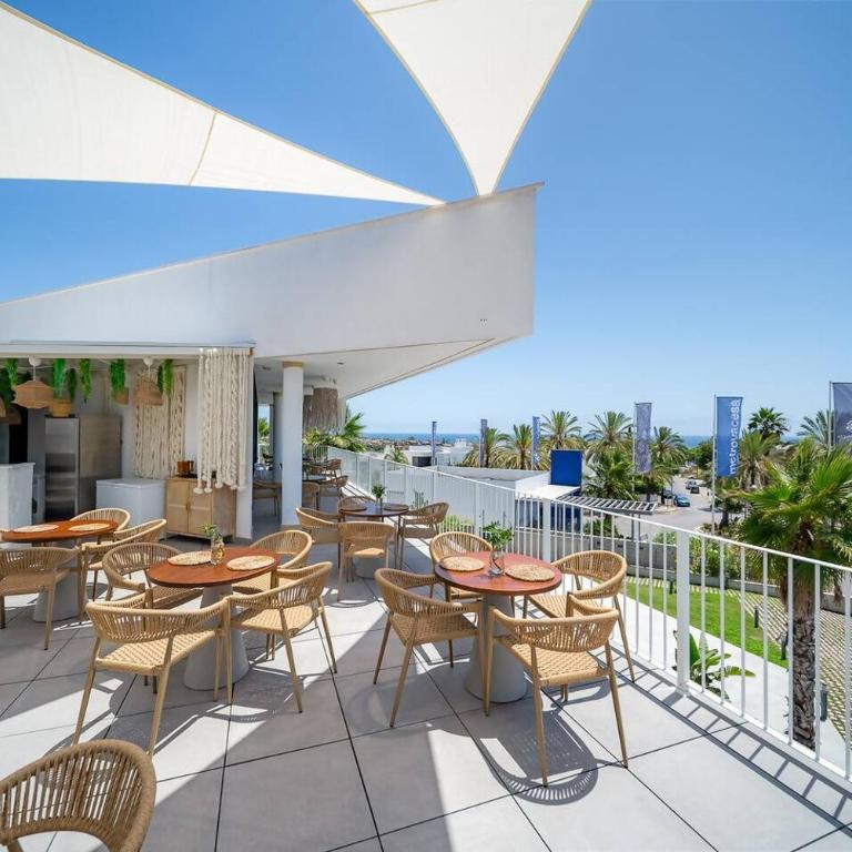 Oceana Gardens Apartment - Two-Bedroom Apartment - 34