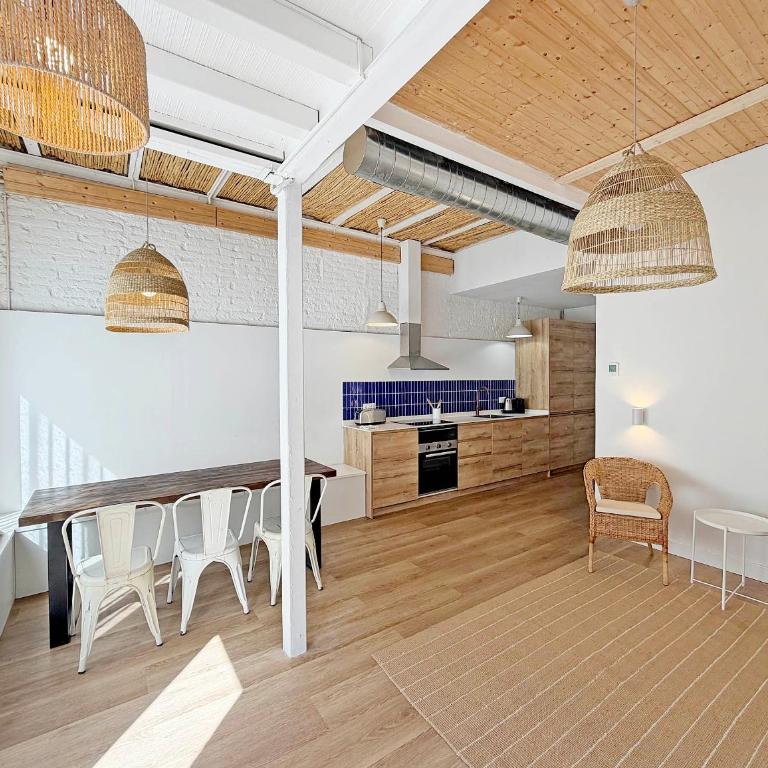 The Blue Haus - Casa con piscina en Poblenou - Casa de 2 dormitorios - 19