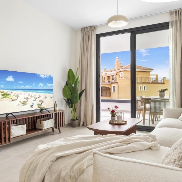 Luxury Sunny Golf Apartment Calanova - Apartamento de 3 dormitorios con balcón - 2
