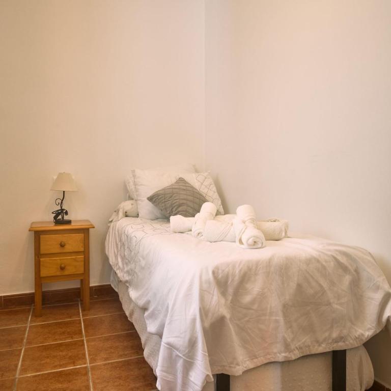Conjunto Rural Las Rosas by Casasol - Casa - 13