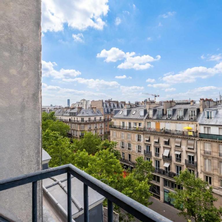 Sebastopol Chic Balcon & Parisian View - Appartement - 4