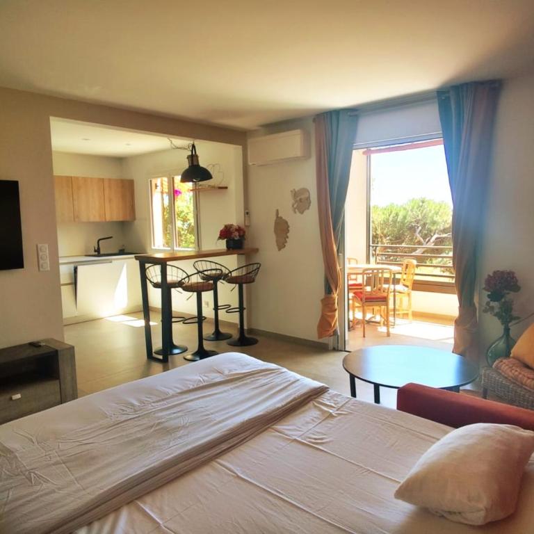 Premium - 1 bedroom apartment - Panoramic Sea View at Les Sanguinaires - Appartement 1 Chambre - 40