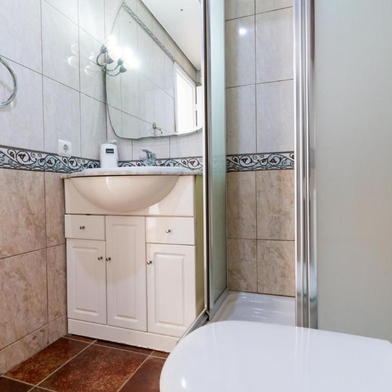 rentafive - Vistas - Reformado - Piscina - Apartamento - 9