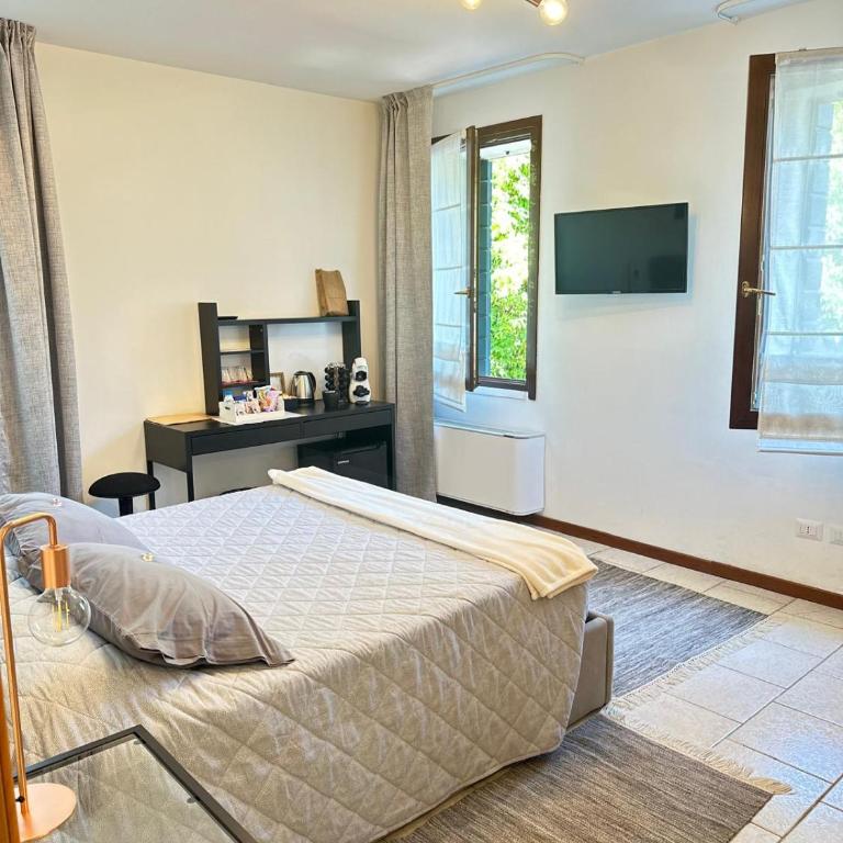 Villa Trevisi - ROOMS -free parking - Camera Matrimoniale - 2