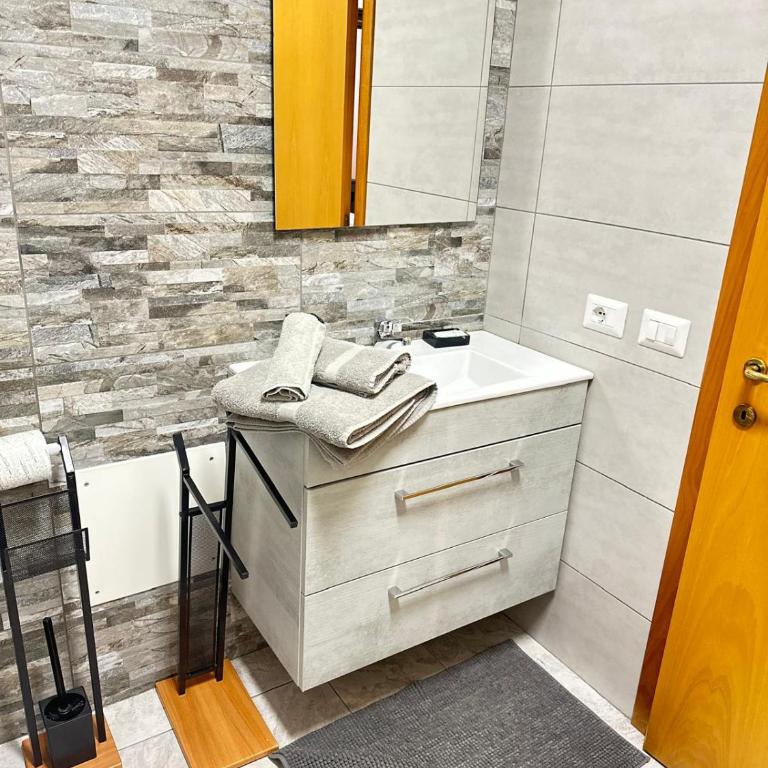 Villa Trevisi - ROOMS -free parking - Camera Matrimoniale - 4
