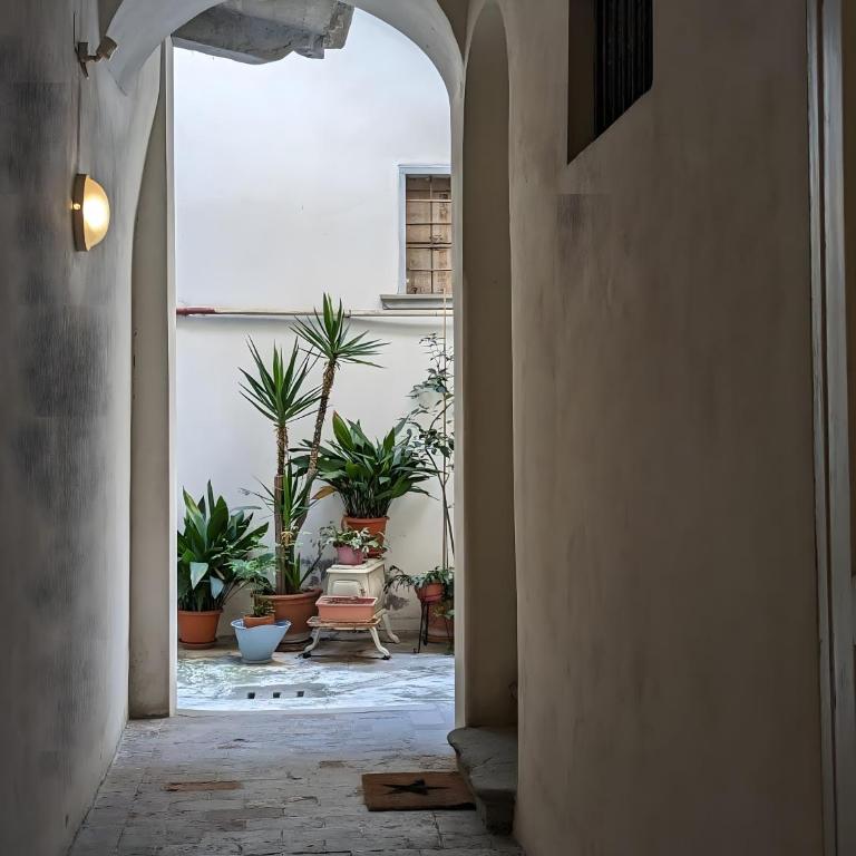 Papavero Piazza Delfino - Appartamento Premium con 3 Camere da Letto e Balcone - 8