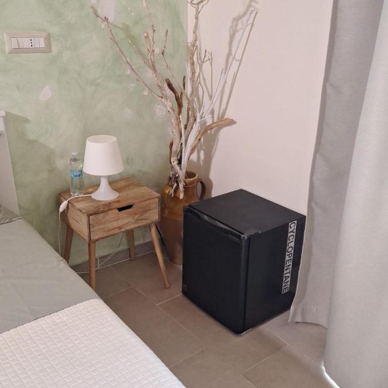 Villa Castiglia - Proppro SRL - Milazzo - Camera Matrimoniale con Bagno Privato - 8