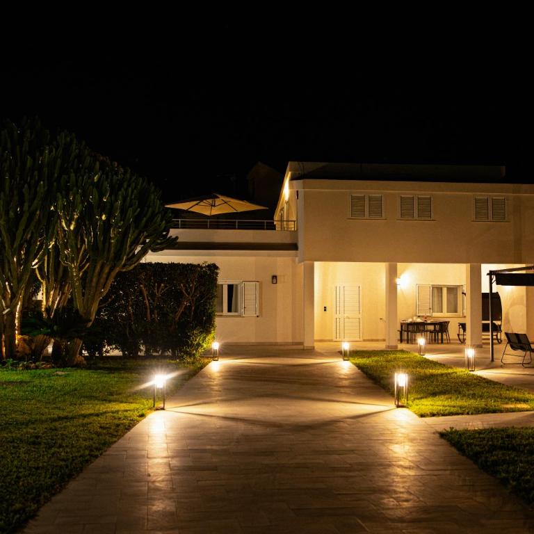 Villa with pool in Siracusa - Villa - 5