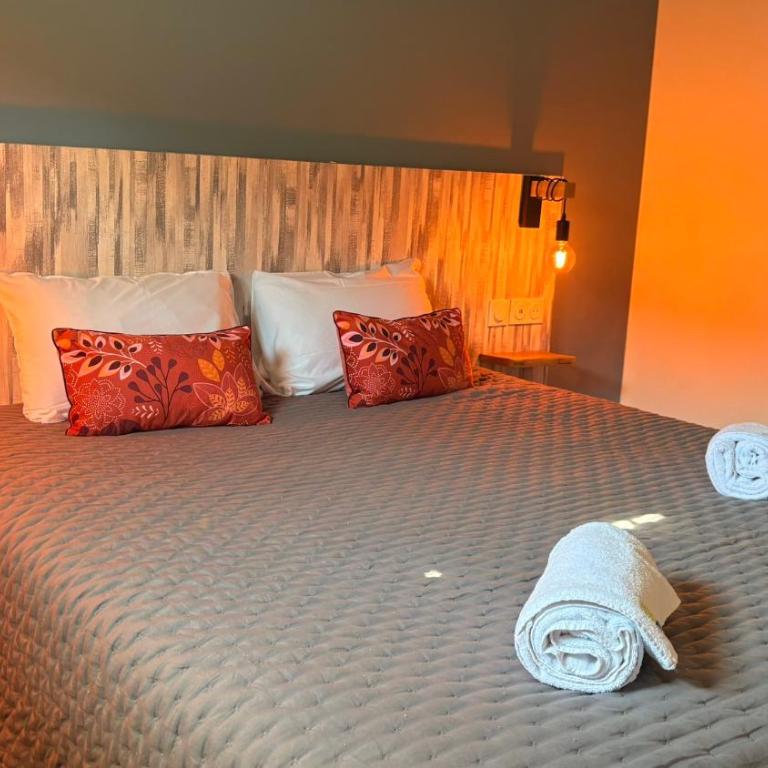 La Propriété de Bacchus - Le Bois Dormant - Charme & Tuffeau - Saumur Centre - 7 personnes - Appartement Supérieur - 9