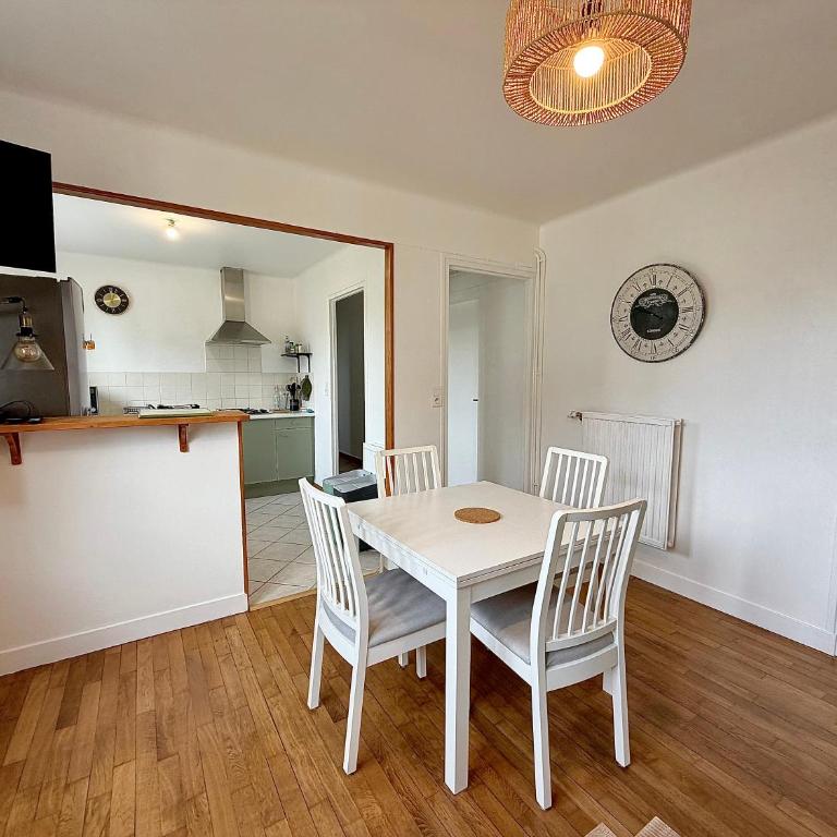 Élégant T4 - Proche centre et gare de Vannes - 6 pers - Appartement 3 Chambres - 20