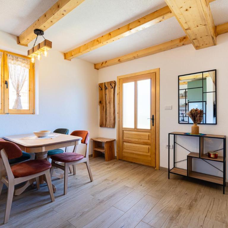 Charlie's Cottage - Čarlijeva koliba - Ferienhaus - 47