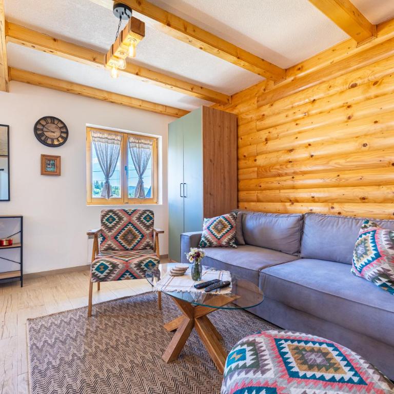 Charlie's Cottage - Čarlijeva koliba - Ferienhaus - 52
