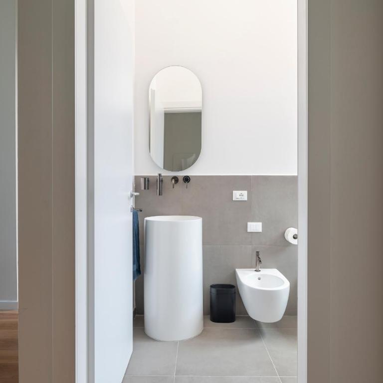 Bright 2BR - 2BA - Garden - AC - Central - Appartamento con 2 Camere da Letto - 18