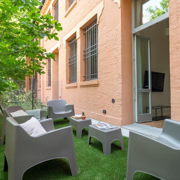 Bright 2BR - 2BA - Garden - AC - Central - Appartamento con 2 Camere da Letto - 7
