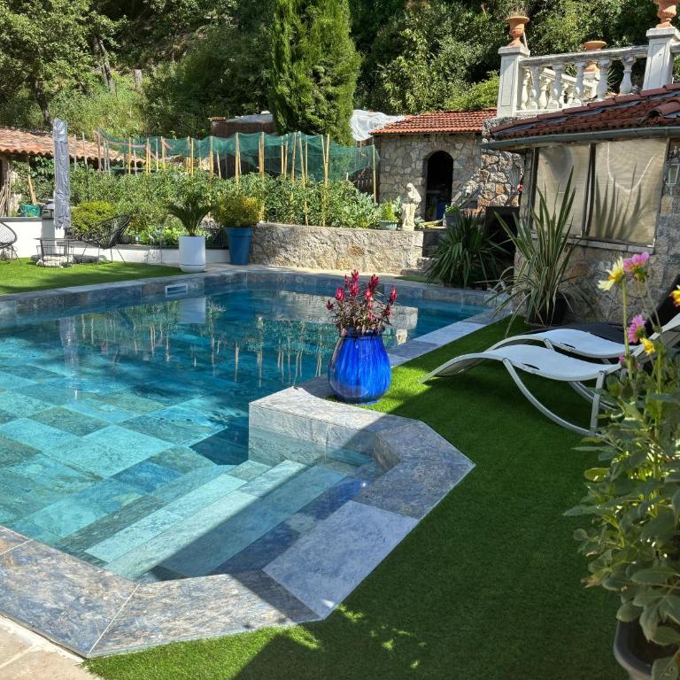 Appartement design avec piscine - Appartement 1 Chambre - 4