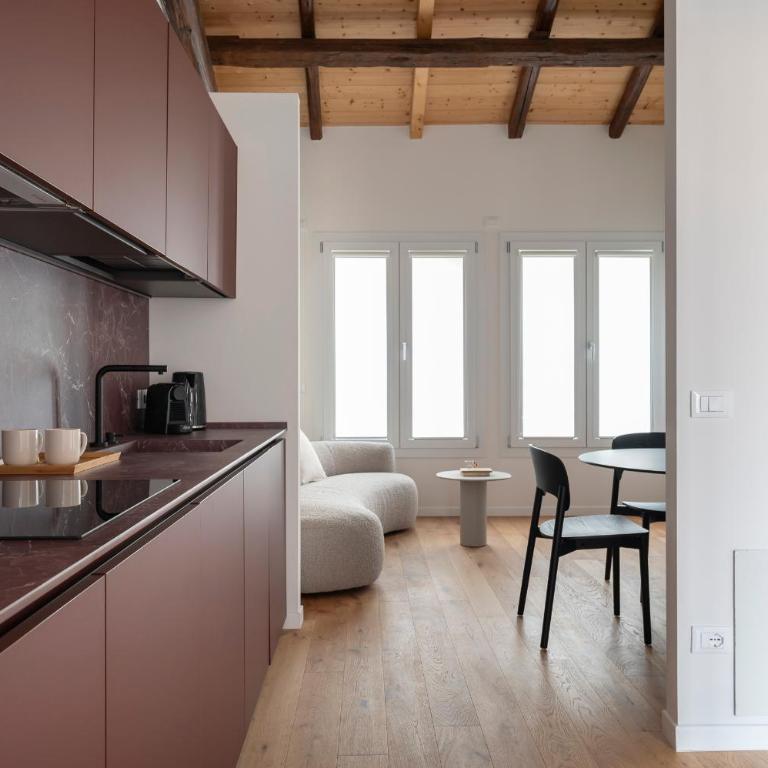 Bright 2BR - 2BA - AC - Central Bologna - Appartamento con 2 Camere da Letto - 1