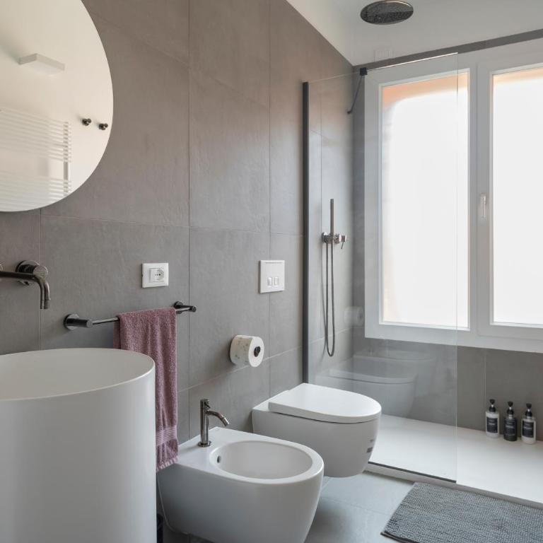 Bright 2BR - 2BA - AC - Central Bologna - Appartamento con 2 Camere da Letto - 5