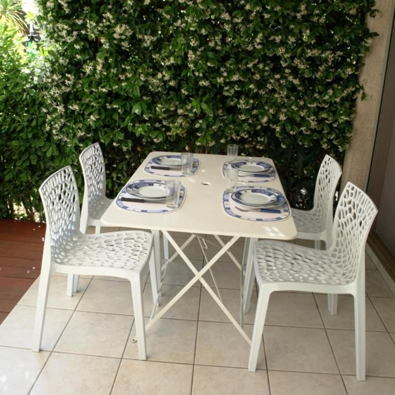2 rooms & garden in Juan les Pins - Appartamento con 1 Camera da Letto - 6