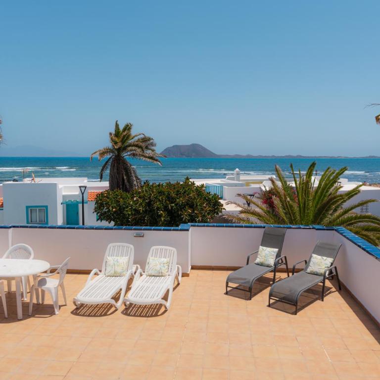 Beach house with the heated pool next to Rocky Point - Villa Deluxe - 1