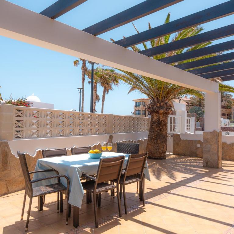 Beach house with the heated pool next to Rocky Point - Villa Deluxe - 46