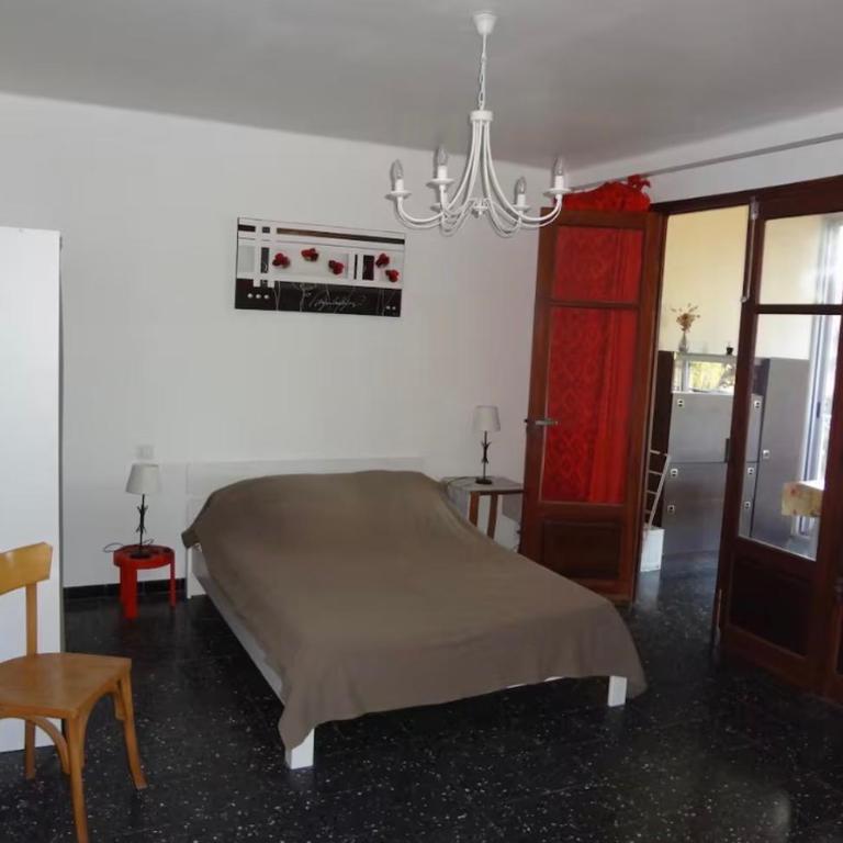 Grand T1 Bord de mer - Studio - 3