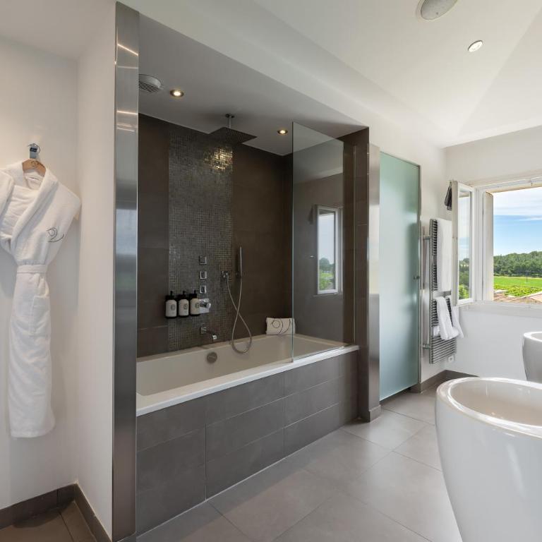 Domaine de Verchant & Spa - Relais & Châteaux - Chambre de Luxe - Bâtiment Principal - 2