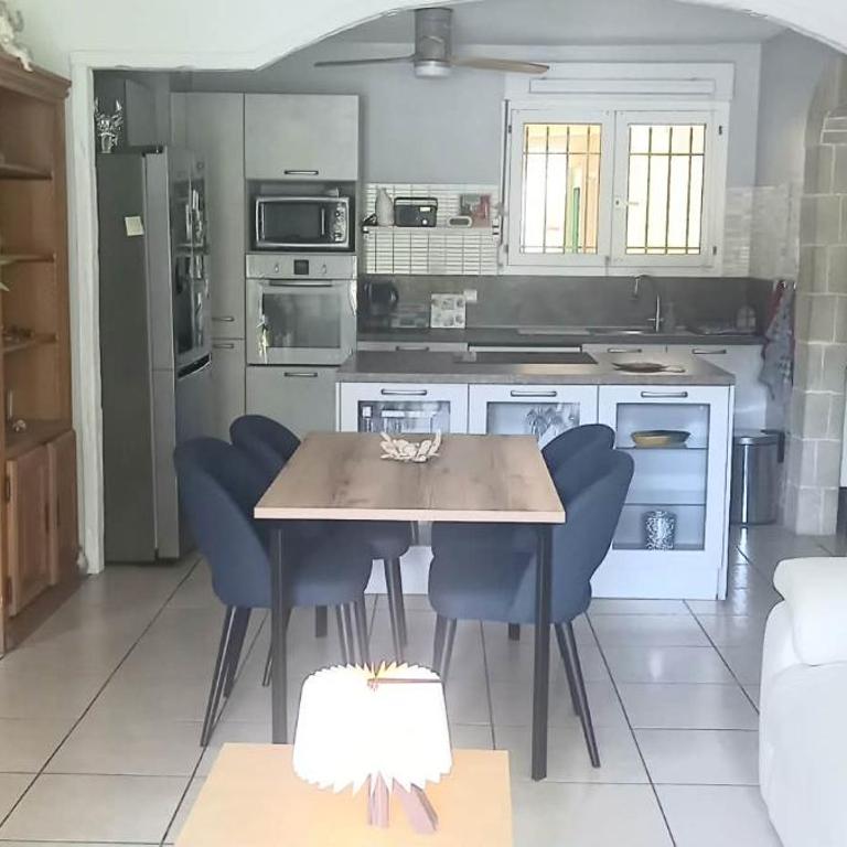 Appartement Ema Fréjus - Appartement 2 Chambres - 4