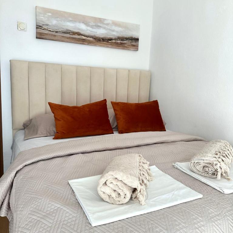 SOL guest house - Trokrevetna Soba - 1