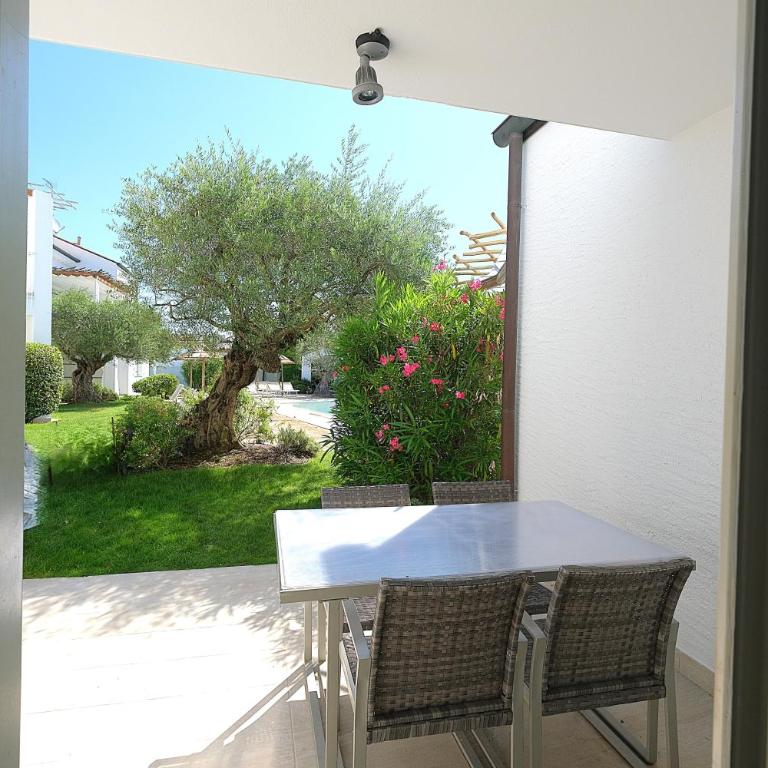 Les Maison piano terra 2 CAMERE - Family Apartment - Apartamento de 2 dormitorios - 30