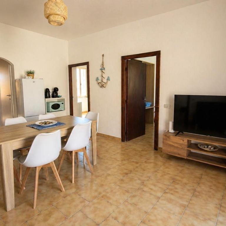 4BR apartment, 5 minutes to the beach & 2BA - Casa Vacanze con 4 Camere da Letto - 13