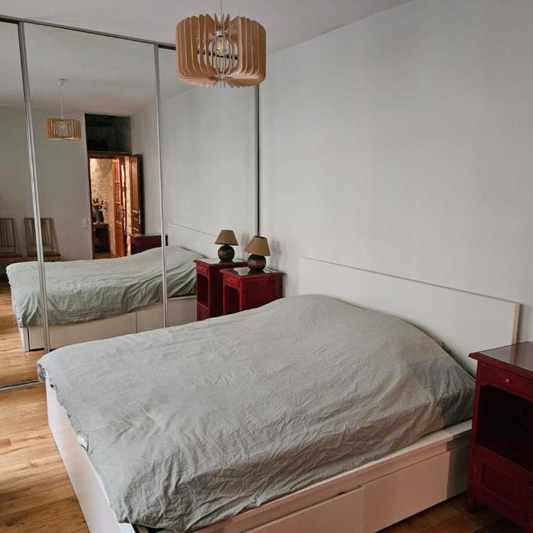 Quiet two Rooms in Le Marais Historic Building - Appartement 1 Chambre - 3