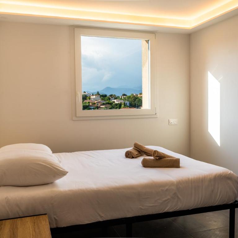 Villa Columbia - Pool & Mountain View - Villa avec Piscine Privée - 16