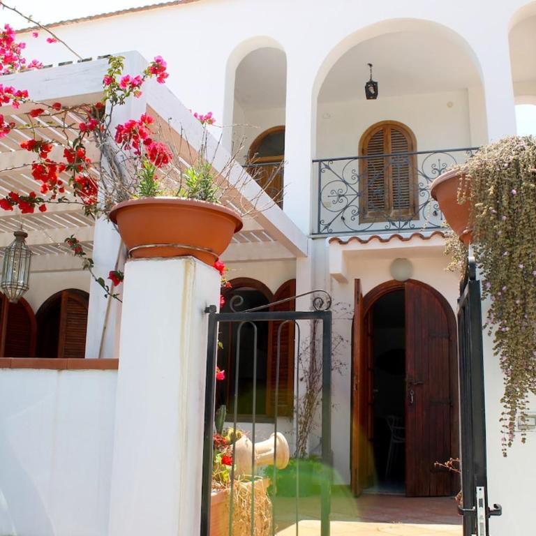 William's Holiday Home- Peschici - Three-Bedroom House - 6